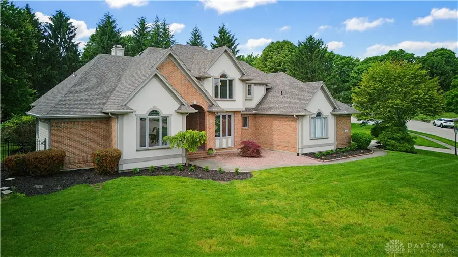 665 Southern Belle Boulevard, Beavercreek, OH 45434 - #2