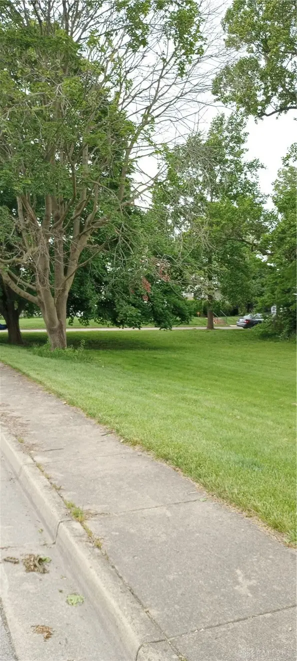 300 Ackton Street, Lewisburg, OH 45338 - #2