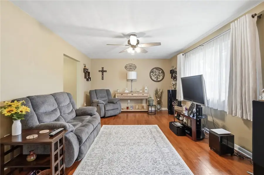 1617 Sue Avenue, Miamisburg, OH 45342 - #2