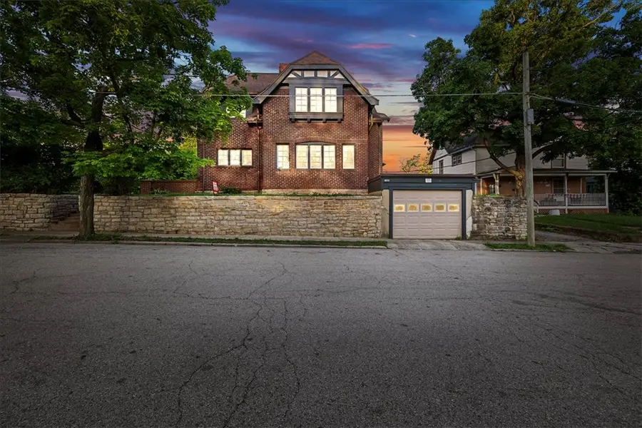 218 Forrest Avenue, Springfield, OH 45505 - #3