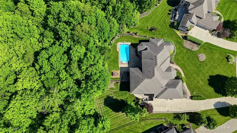 415 S Signature Drive, Beavercreek, OH 45385 - #2