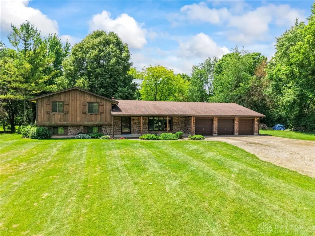 4926 Phillipsburg Union Road, Clayton, OH 45322 - #1