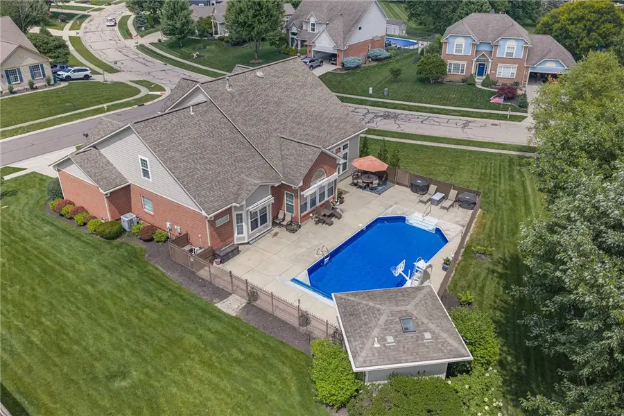 3235 E Heritage Trace, Bellbrook, OH 45305 - #2
