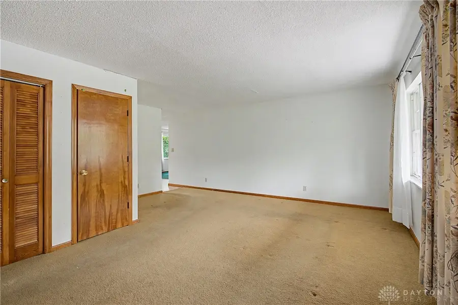 8074 Lower Miamisburg Road, Germantown, OH 45327 - #3