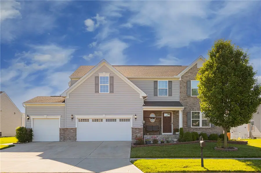 1120 Senna Street, Tipp City, OH 45371 - #2