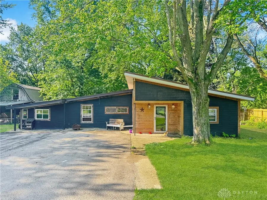 1337 W Dallas Road, Urbana, OH 43078 - #3