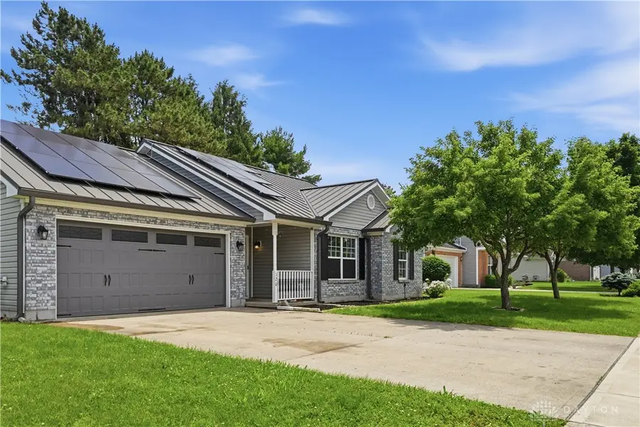 120 Parkview Drive, New Lebanon, OH 45345 - #2