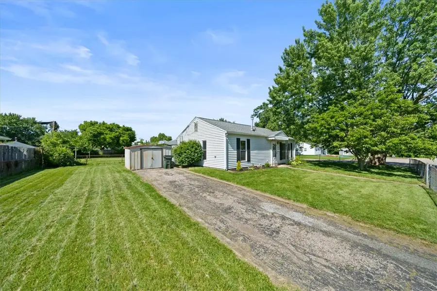 233 Erie Avenue, Fairborn, OH 45324 - #3