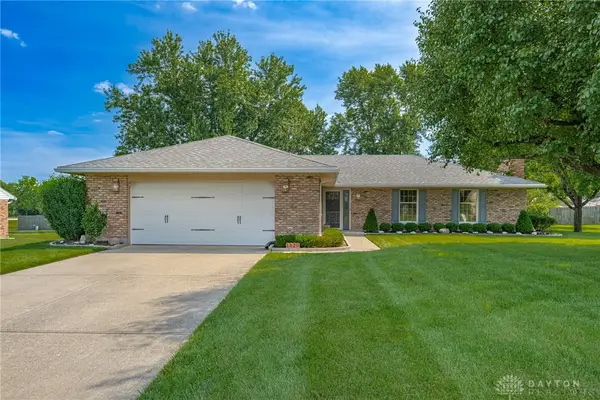 1620 Silverlake Drive, Washington Twp, OH 45458