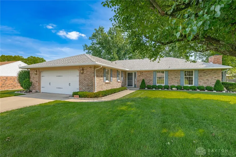1620 Silverlake Drive, Washington, OH 45458 - #2
