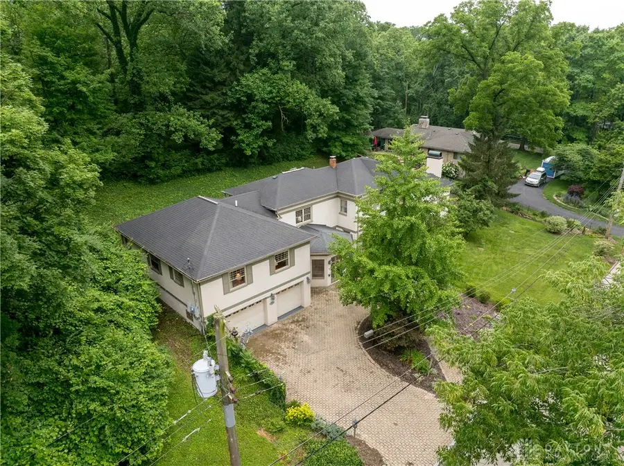 450 Thornhill Road, Oakwood, OH 45419 - #2