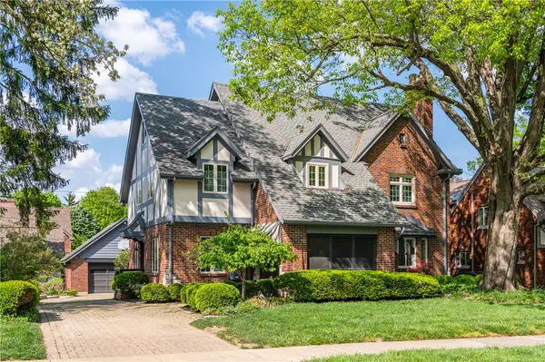 239 Spirea Drive, Oakwood, OH 45419