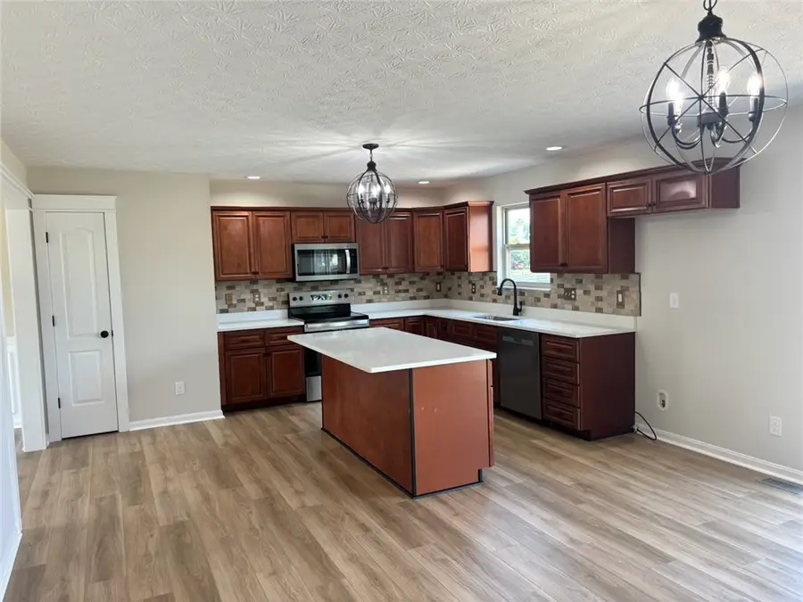 127 Timber Ridge Drive, Carlisle, OH 45005 - #2