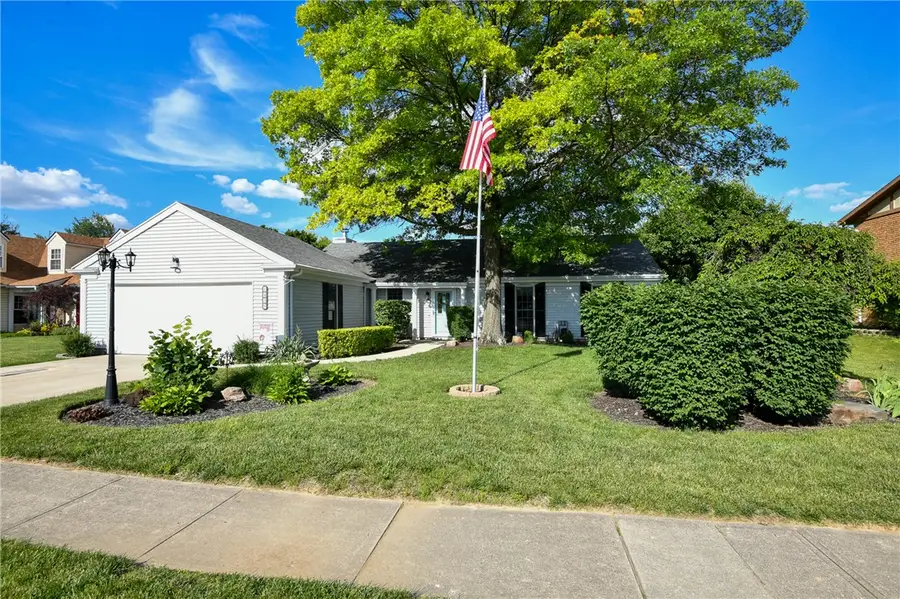 1438 Robinhood Drive, West Carrollton, OH 45449 - #2