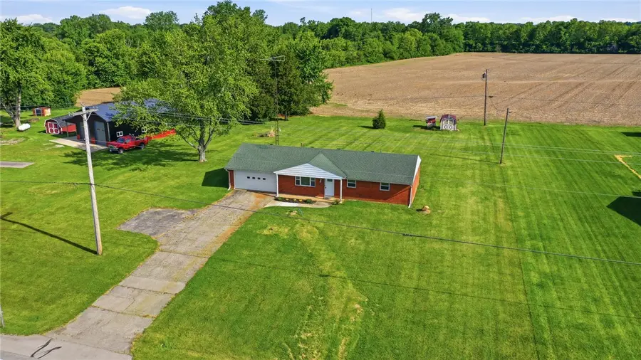 3135 E State Route 55, Troy, OH 45373 - #2