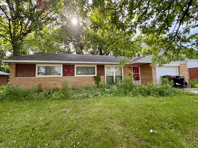504 Kennison Avenue, New Carlisle, OH 45344 - #1