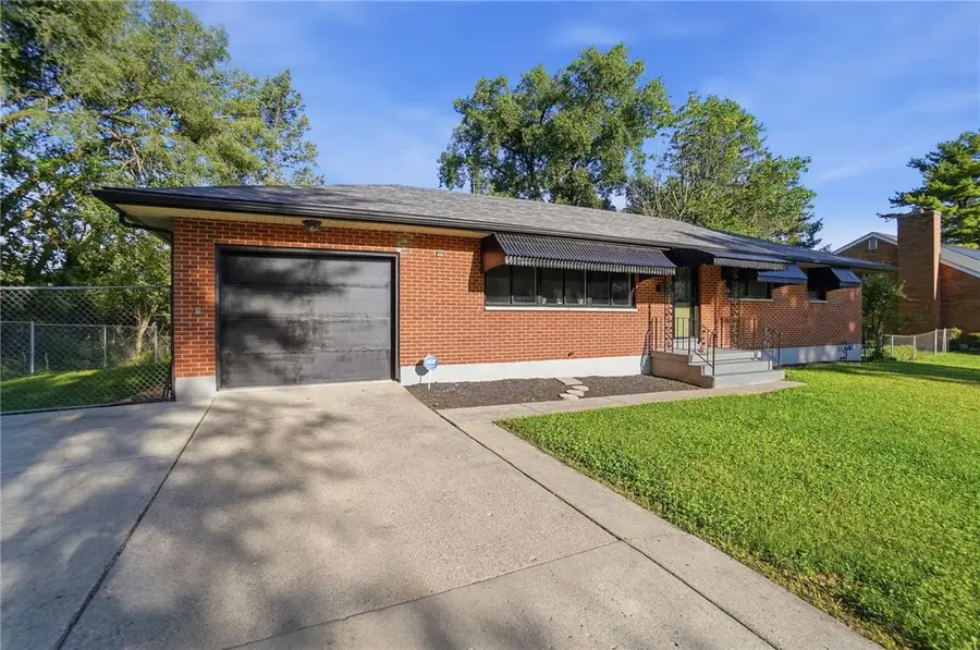 327 Constantia Avenue, Dayton, OH 45419 - #3