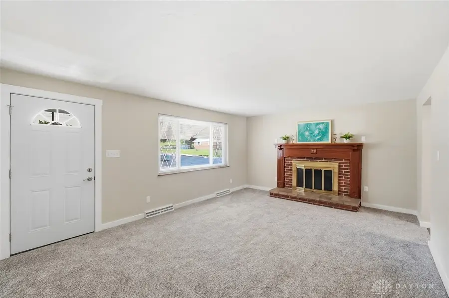 542 Alma Avenue, Miamisburg, OH 45342 - #3