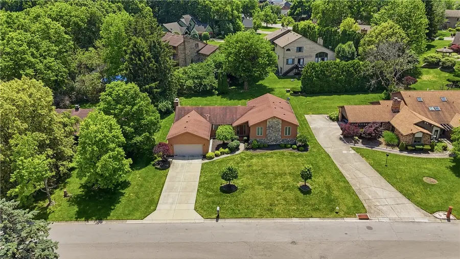 354 Shadywood Drive, Clayton, OH 45415 - #2