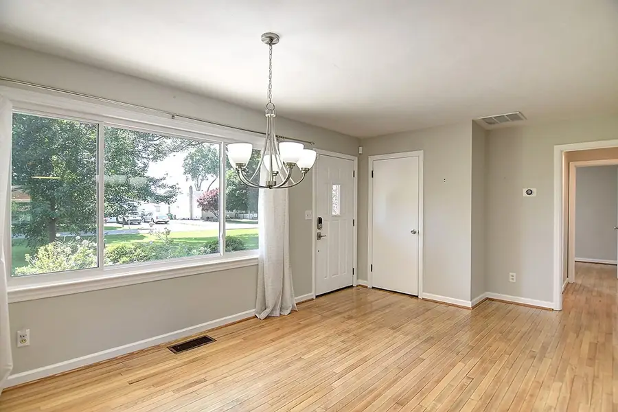970 Jane Avenue, Xenia, OH 45385 - #3