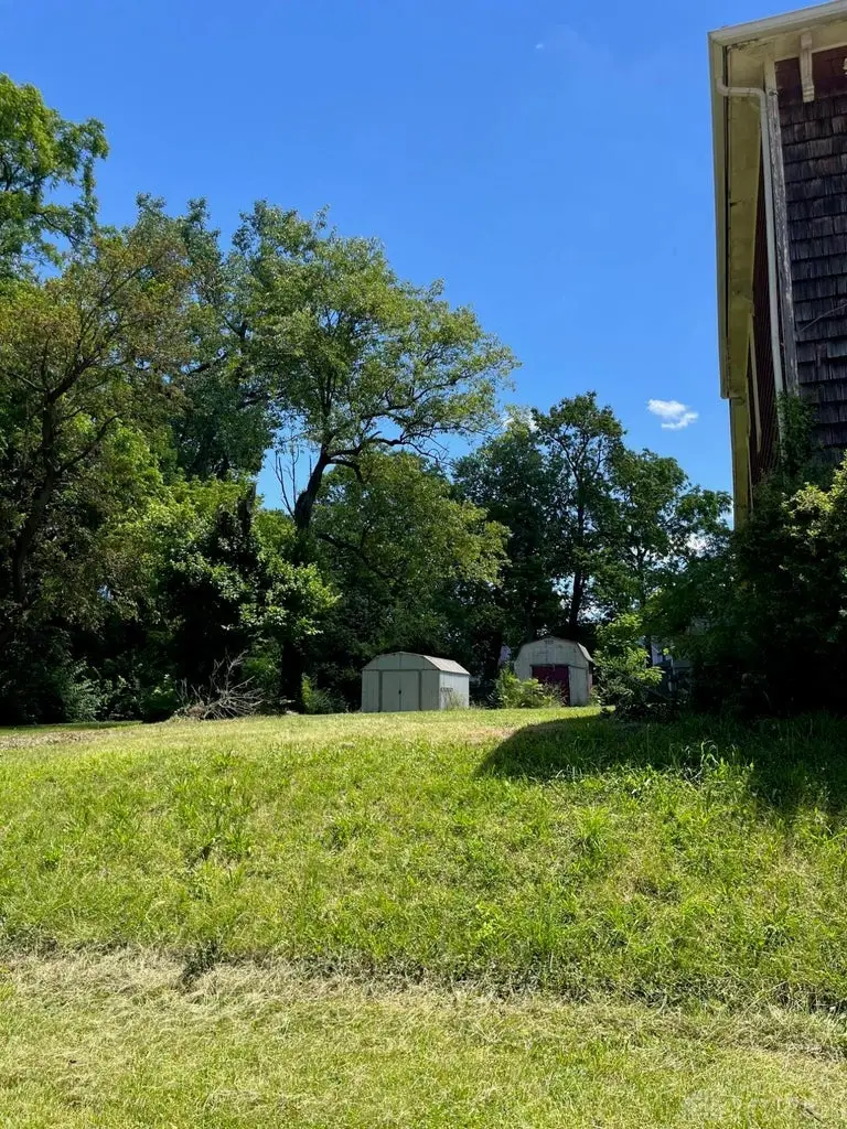 408 N Bell Avenue, Springfield, OH 45504 - #2