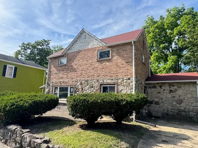 916 Innisfallen Avenue, Springfield, OH 45506 - #2