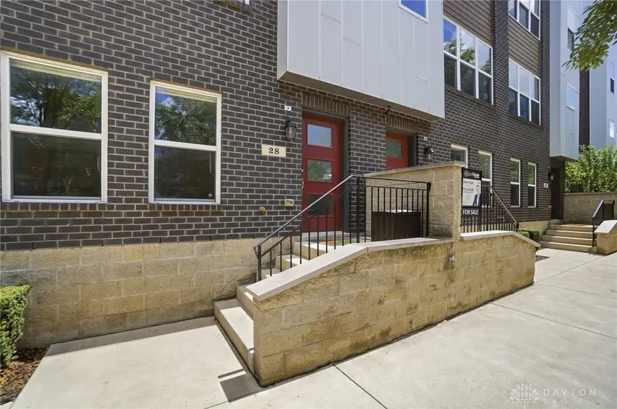 28 S Patterson Boulevard, Dayton, OH 45402 - #2