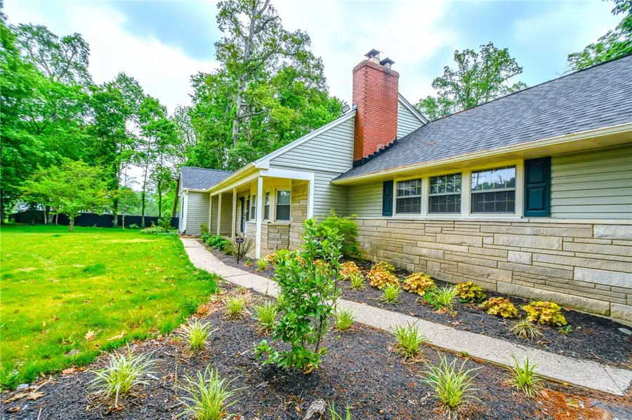 7020 Chambersburg Road, Huber Heights, OH 45424 - #3