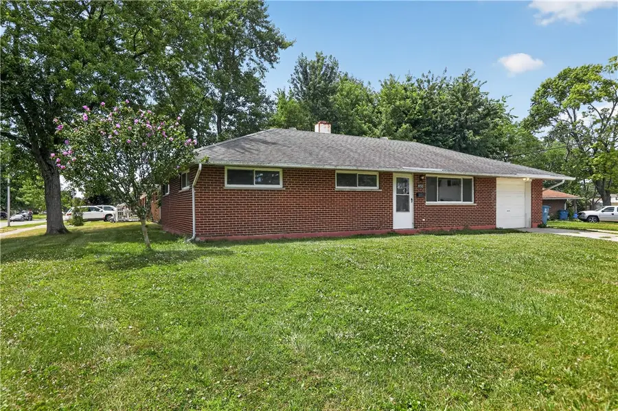 4450 Lambeth Drive, Huber Heights, OH 45424 - #2