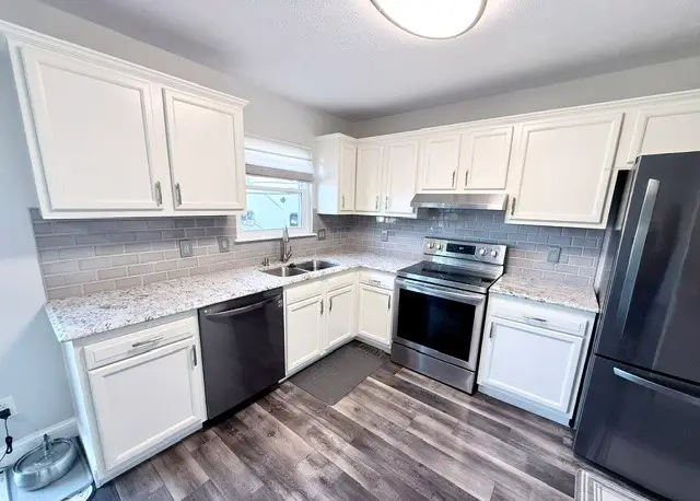 877 Trails End Drive, Liberty, OH 45050 - #3