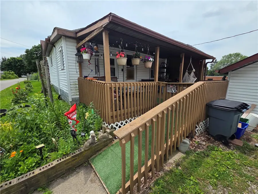 637 Highland Avenue, Bellefontaine, OH 43311 - #2