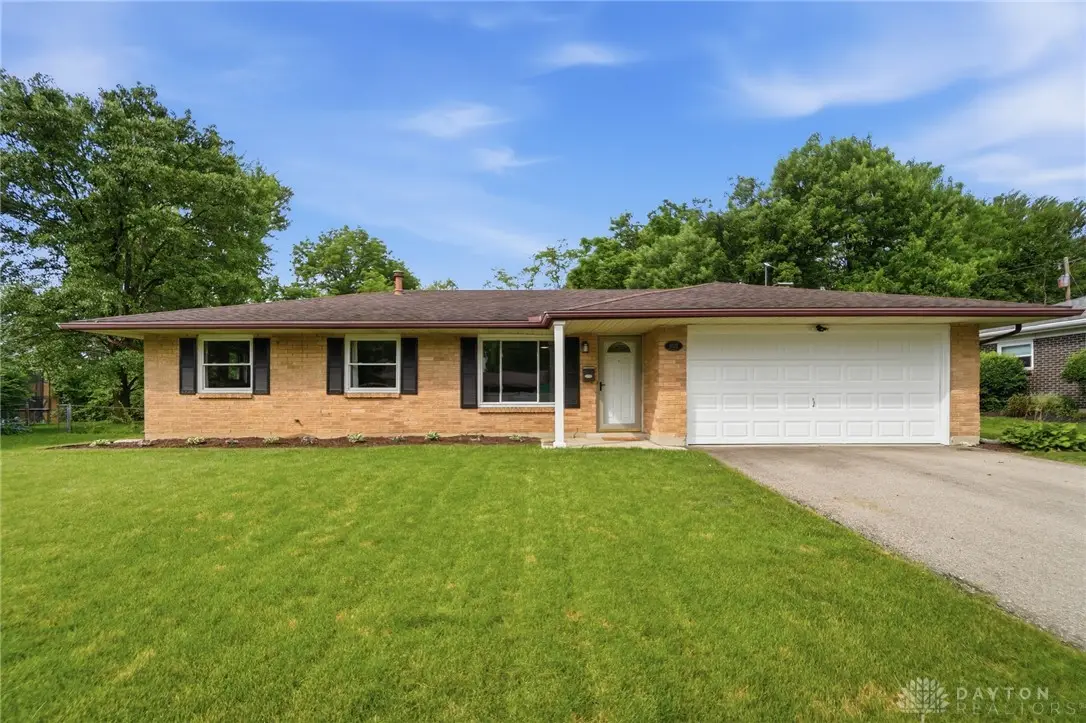 8032 Washington Park Drive, Miami, OH 45459 - #1