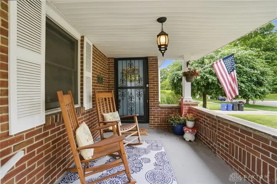 335 East Drive, Oakwood, OH 45419 - #2