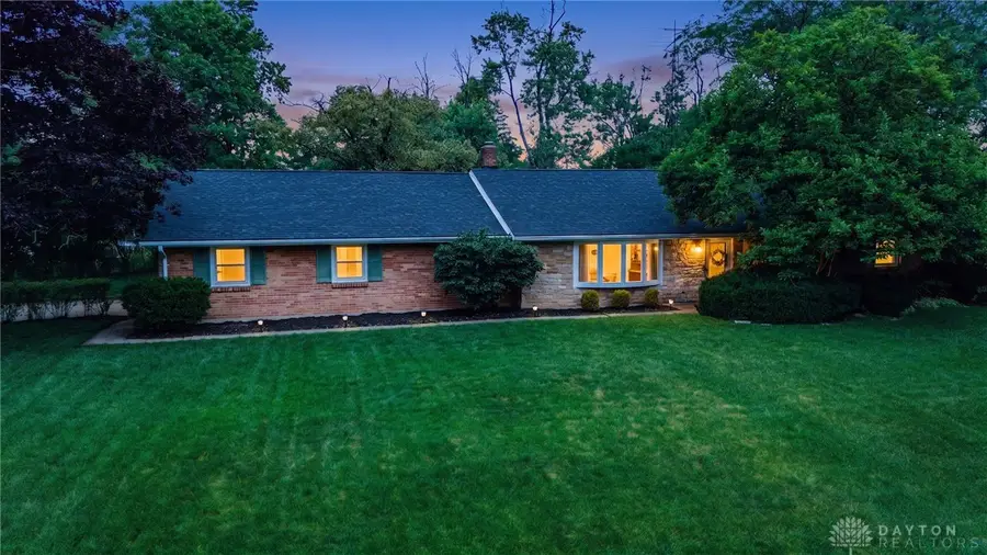 7439 Barr Circle, Dayton, OH 45459 - #3