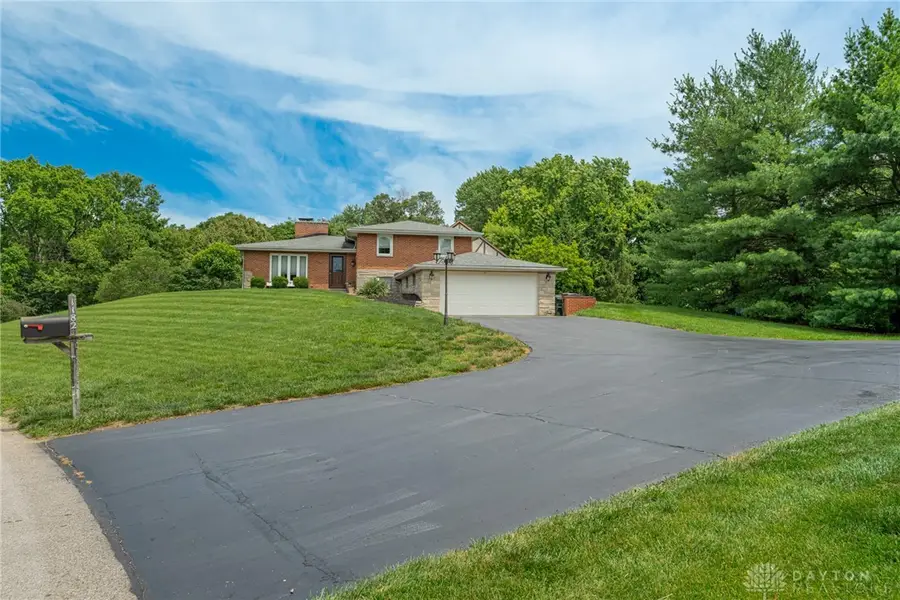 1182 Westridge Road, Washington, OH 45459 - #3