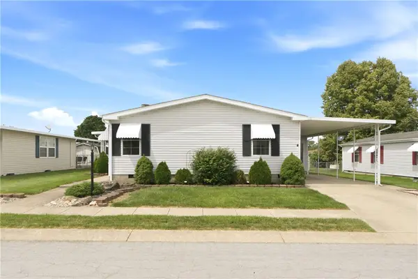 225 Heather Lane, Fairborn, OH 45324