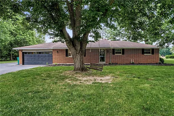 5185 David Drive, Tipp City, OH 45371