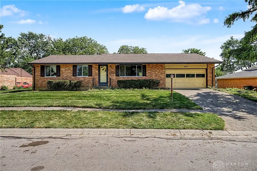 6931 Rushleigh Road, Clayton, OH 45322 - #3