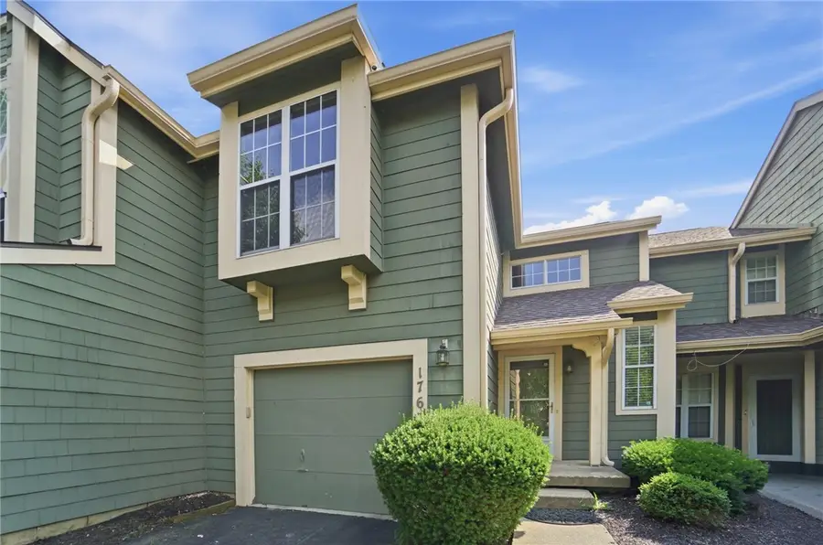 176 Queens Crossing #158, Washington, OH 45458 - #2