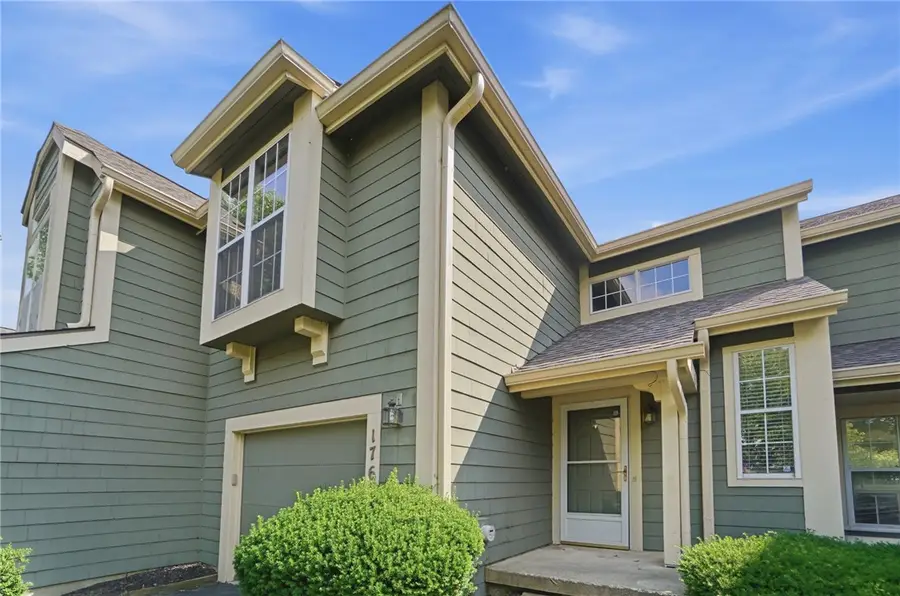 176 Queens Crossing #158, Washington, OH 45458 - #3