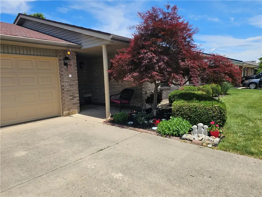 428 Buckeye Drive, Eaton, OH 45320 - #2