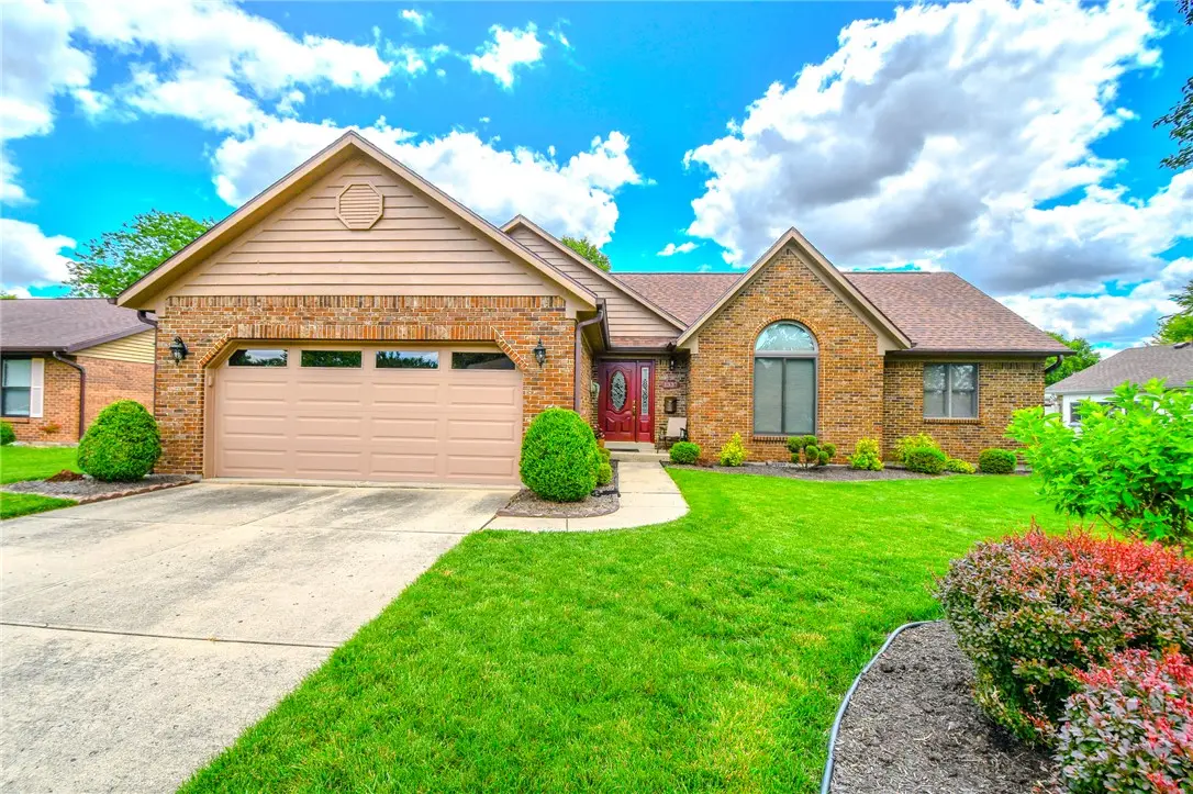 1337 Maplecrest Drive, Troy, OH 45373 - #1
