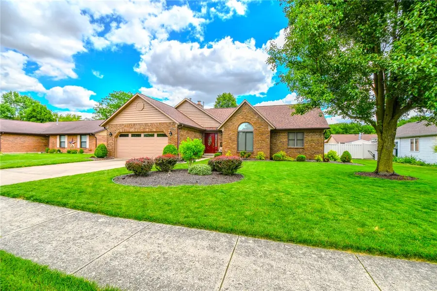 1337 Maplecrest Drive, Troy, OH 45373 - #3