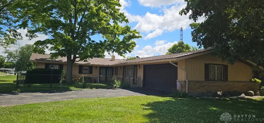 201 Eaton Avenue, Eaton, OH 45320 - #3