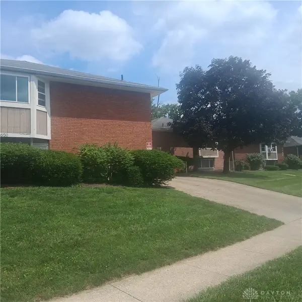 6130 Ridgeacres Drive #M3, Hamilton, OH 45237
