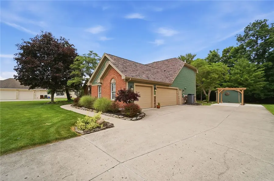 3786 E Maple Grove Lane, Beavercreek, OH 45440 - #2