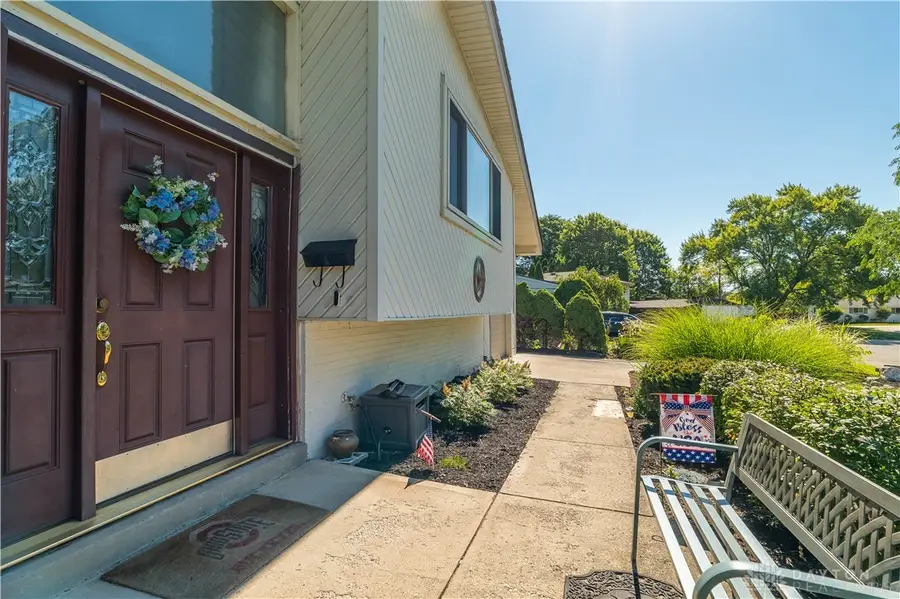 5550 Joyce Ann Dr, Dayton, OH 45415 - #3