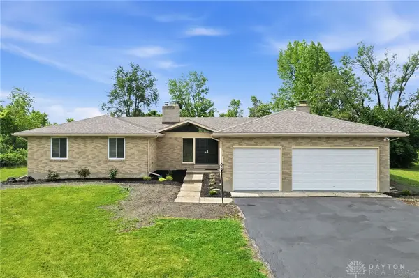 8196 Westbrook Road, Brookville, OH 45309
