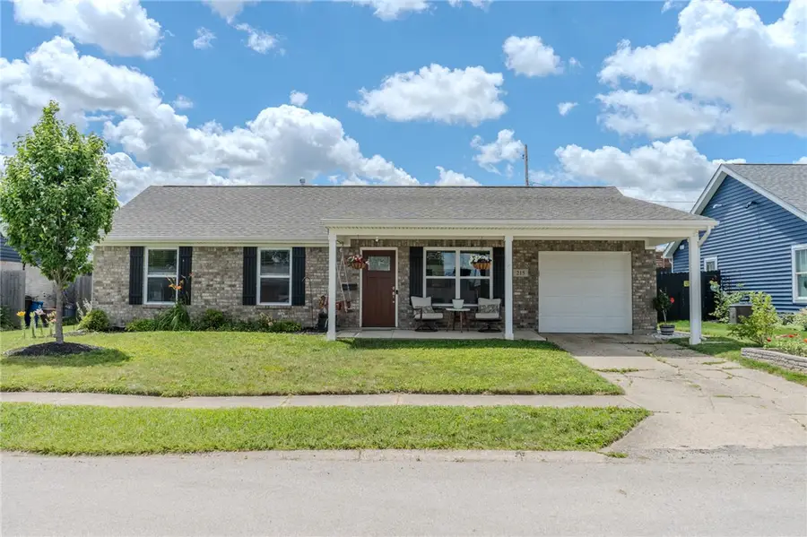 215 Crosswell Avenue, Brookville, OH 45309 - #2
