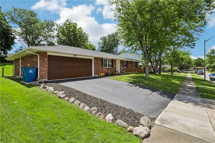 4916 Arrowview Drive, Huber Heights, OH 45424 - #3
